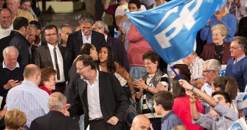 Mariano Rajoy llega al acto de Santander