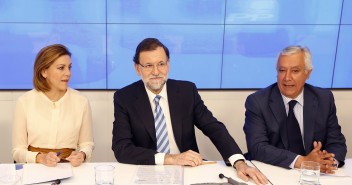 Mariano Rajoy junto a la Secretaria General, Mª Dolores de Cospedal y el Vicesecretario general de Política Autonómica y Local, Javier Arenas