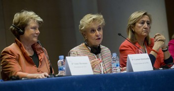 La vicepresidenta de la ESU, Carmen Quintanilla, durante su intervención