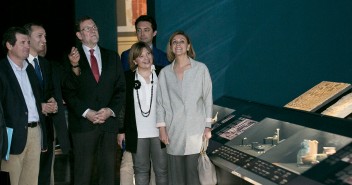 Mariano Rajoy y María Dolores de Cospedal visitan el museo arqueológico de Alicante