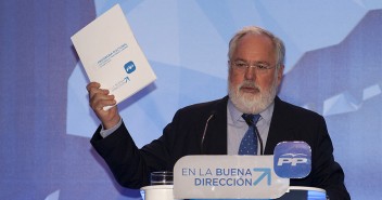 Miguel Arias Cañete presenta el programa del PP para las elecciones europeas