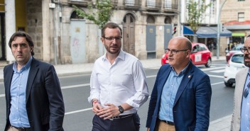 El Vicesecretario de Sectorial, Javier Maroto, se ha reunido hoy en Ourense con representantes de cooperativas