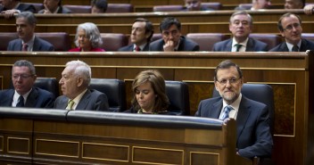 Mariano Rajoy junto a Soraya Sáenz de Santamaría durante el Debate sobre el Estado de la Nación 