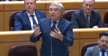 El senador del GPP, José Manuel Barreiro, durante la sesión de control al Gobierno en el Senado
