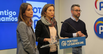 Cuca Gamarra y Andrea Levy, en rueda de prensa