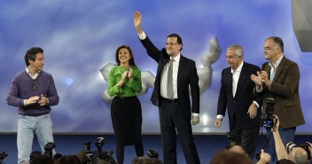 Rajoy clausura la Convención Nacional junto con Cospedal y los Vicesecretario