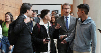 Alberto Núñez Feijóo en la Universidad de Las Américas, de Quito 