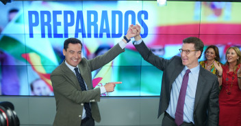 Alberto Núñez Feijóo y Juanma Moreno en la Junta Directiva Nacional del PP.