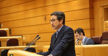 José María Chiquillo en el Senado