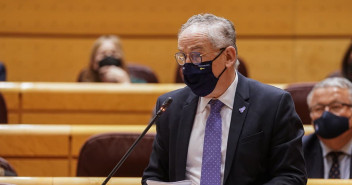 Miguel Lorenzo en Pleno del Senado