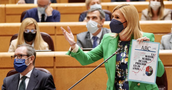 La secretaria general del Grupo Parlamentario Popular y senadora por Castellón, Salomé Pradas