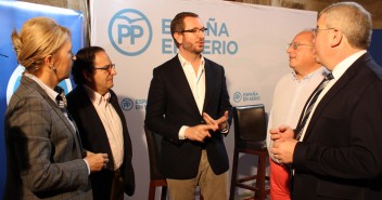 Javier Maroto en el acto de presentación del Programa Electoral del PP hoy en León.