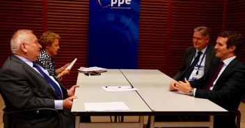 Pablo Casado en la reunión del GPPE celebrada en San Sebastián 