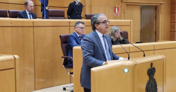 Antonio Alarcó en el Pleno del Senado