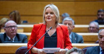 Mari Mar Blanco durante la intervención en el Senado