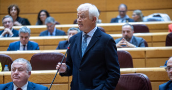 Eloy Suárez en el Senado