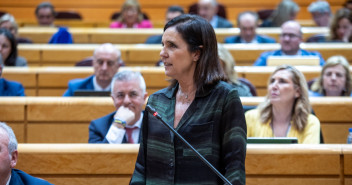 Pilar Rojo en el Senado 