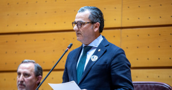 Javier Bermúdez en el Senado