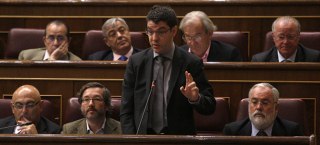 Álvaro Nadal en la sesión de control al Gobierno