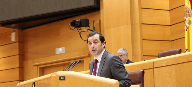 Armando Castosa durante su intervención en el Senado