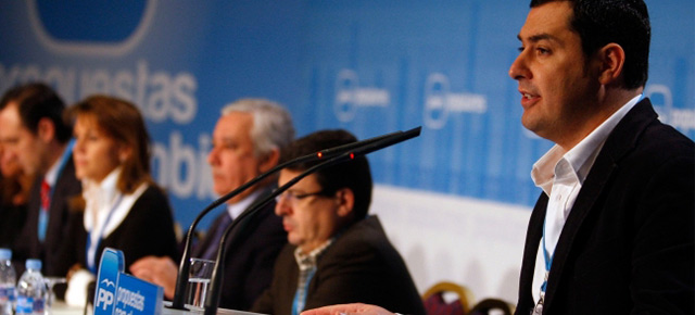 Juanma Moreno durante su intervención en la inauguración de la XV Interparlamentaria