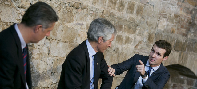 Xavi García Albiol, Pablo Casado y Adolfo Suárez Illana participan en un acto por la concordia en el Salón del Tinell