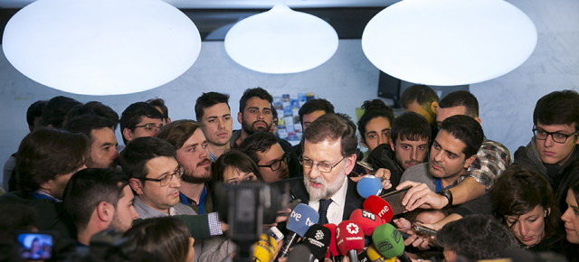 Mariano Rajoy se reúne con representantes de la Federación de Casas Regionales