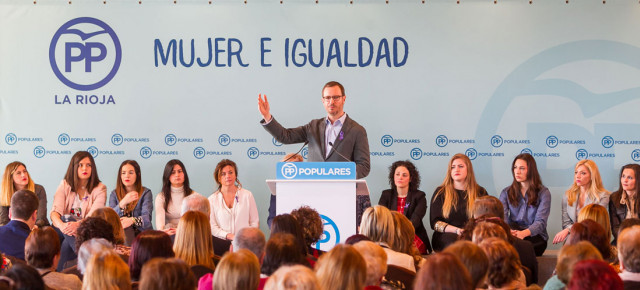 Javier Maroto, Vicesecretario de Sectorial, durante su intervención en la Convención Mujer e Igualdad.