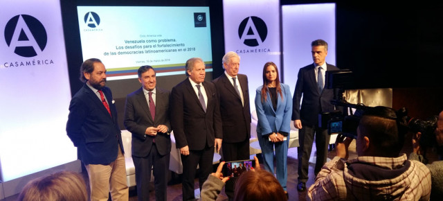 José Ramón García-Hernández, participa en la conferencia Venezuela como problema. Los desafíos para el fortalecimiento de las de