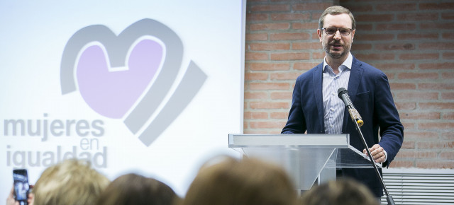 Javier Maroto en la Asamblea General de Mujeres en Igualdad