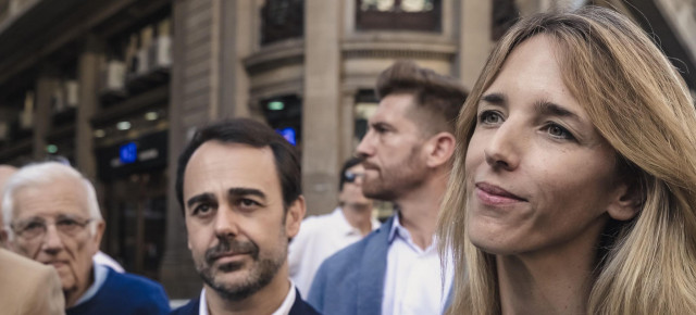 Cayetana Álvarez de Toledo atiende a los medios de comunicación en Barcelona