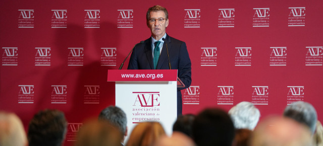  Alberto Núñez Feijóo interviene en el pleno de la Asociación Valenciana de Empresarios.