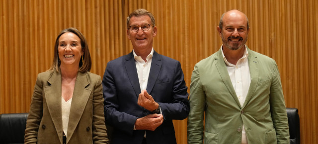 Alberto Núñez Feijóo preside la reunión de los Grupos Parlamentarios del PP en el Congreso de los Diputados y en el Senado.