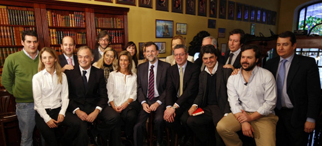 Foto de Familia de la presentación de la Blogosfera Popular