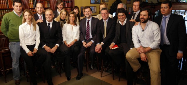 Foto de Familia de la presentación de la Blogosfera Popular