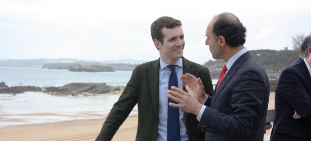 El vicesecretario de Comunicación del Partido Popular, Pablo Casado, en Santander junto a Ignacio Diego
