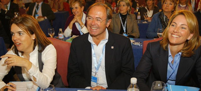 Ana Mato, Soraya Sáenz de Santamaría y Pío García Escudero en la XIV Unión Interparlamentaria Popular