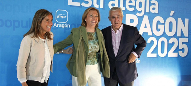 Ana Mato y Javier Arenas con Luisa Fernanda Rudi