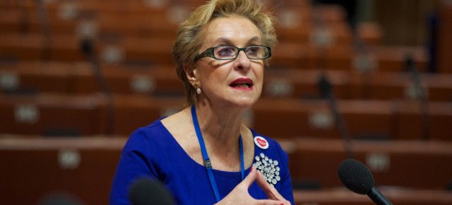 Intervención de Carmen Quintanilla en la Asamblea Parlamentaria del Consejo de Europa.