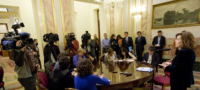 Soraya Sáenz de Santamaría se reúne con los diputados del PP números uno de cada provincia