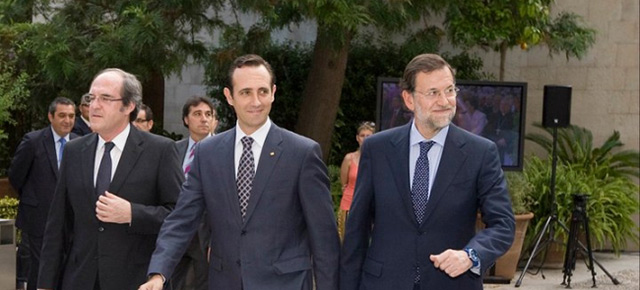 Mariano Rajoy y Jose Ramón Bauzá a su llegada al acto de investidura