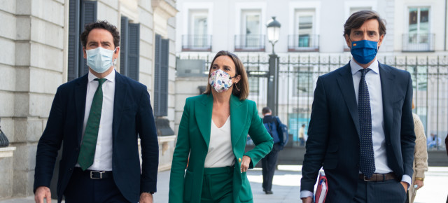 Teodoro García Egea, Cuca Gamarra y Pablo Montesinos en el Congreso