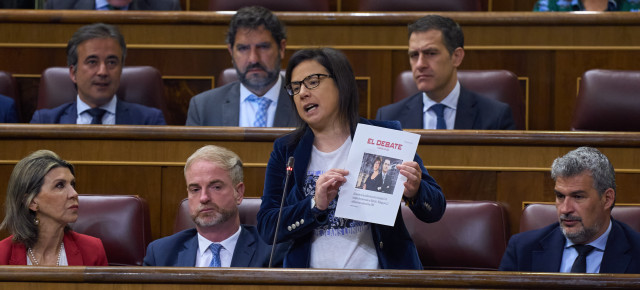 Ana Vázquez en la sesión de control al Ejecutivo 