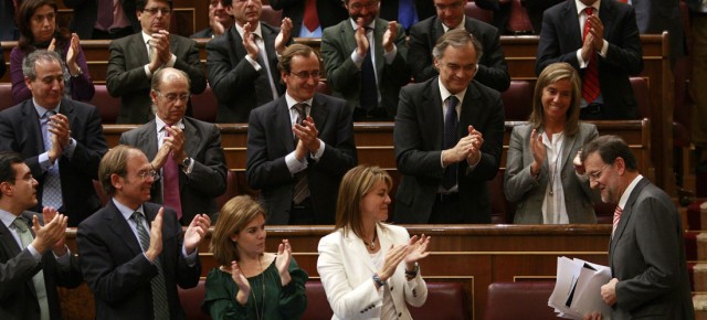 Mariano Rajoy recibe una gran ovación por parte del Grupo Popular después de su intervención en Debate sobre el Estado de la Nación