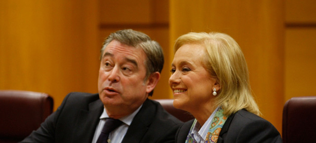 José Manuel Barreiro con Mercedes Fernández en el Senado