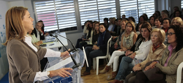 María Dolores de Cospedal en la Convención de Cargos Femeninos del PP de Orense 