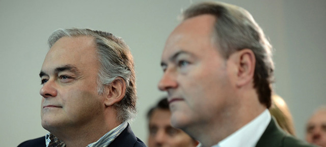Esteban González Pons en una reunión con el presidente del PP valenciano, Alberto Fabra