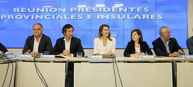 María Dolores de Cospedal preside la reunión con presidentes provinciales e insulares del PP