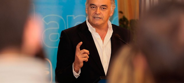 Esteban González Pons en la junta directiva del PP de Navarra