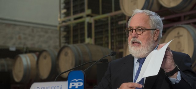 Miguel Arias Cañete durante su intervención en Quintanar de la Orden